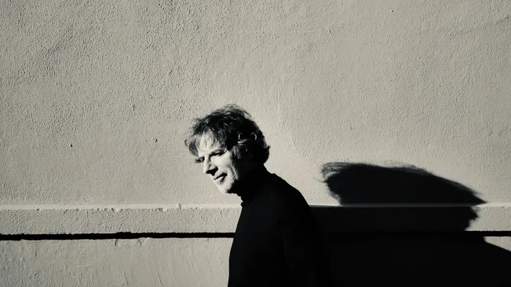 Thomas Fersen, l’art de se réinventer Comme on quitte un imperméable