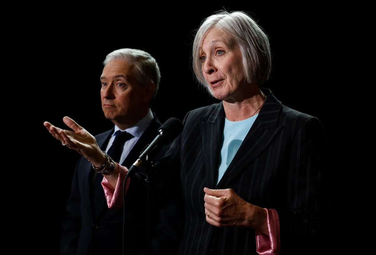 Ottawa to introduce legislation to curb federal strike interventions