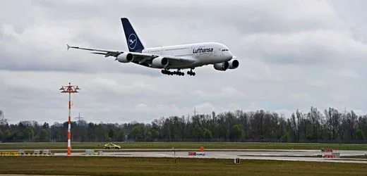 München: Lufthansa-Maschine setzt zu früh auf bei Landung am Flughafen München