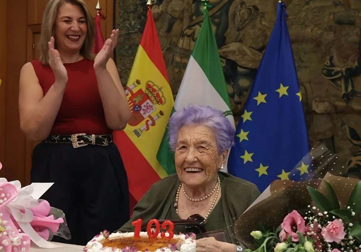Inés, la mujer de Córdoba que acaba de cumplir 103 años sin perder las ganas de vivir