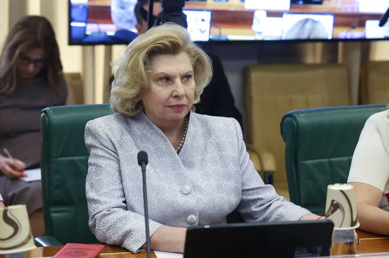Москалькова назвала прецедентом решение ВС РФ о праве школьников на 10 класс