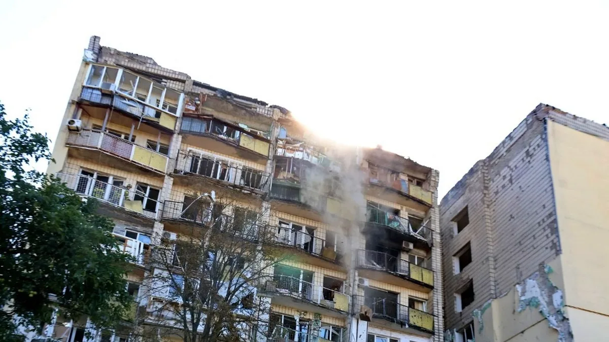 Au moins deux morts à la suite de frappes russes en Ukraine, la ville de Kiev touchée
