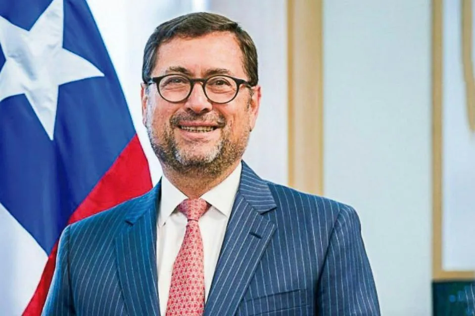Chile reinicia actividades consulares en Venezuela: beneficiará a más de 25.000 personas