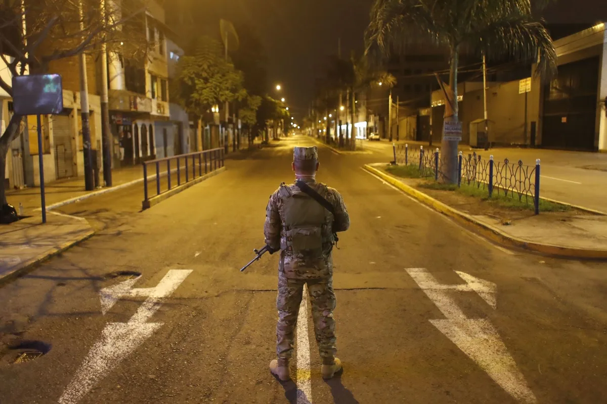 Ecuador decreta toque de queda por el crimen organizado: ¿Cuándo fue la última vez que se aplicó la medida en Perú?