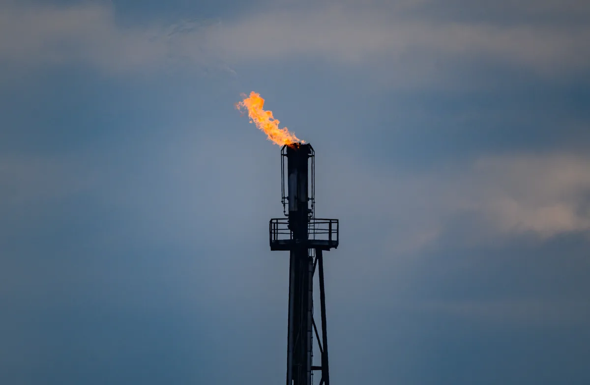 Un impossible sevrage : le pétrole, prix à payer pour maintenir la mondialisation à flot