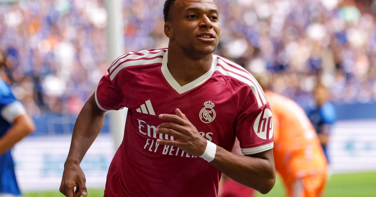 Se regaló un rival y aprovechó: así fue el primer gol de Kylian Mbappé en la era Mourinho