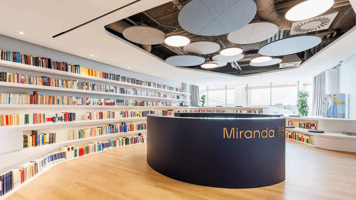 Miranda reforça equipa com a integração de oito advogados