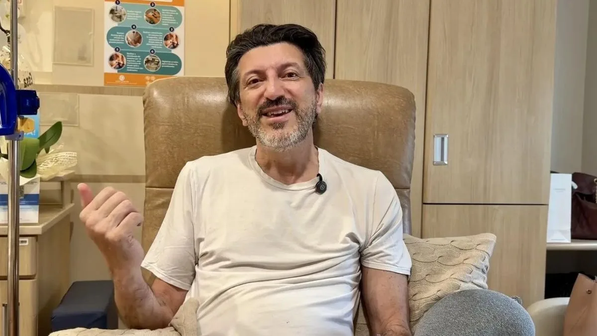 Em poucos minutos, Anvisa libera medicamento urgente jamais testado em humanos que pode ser usado por Lito Sousa contra doença rara que afeta 1 a cada 1 milhão