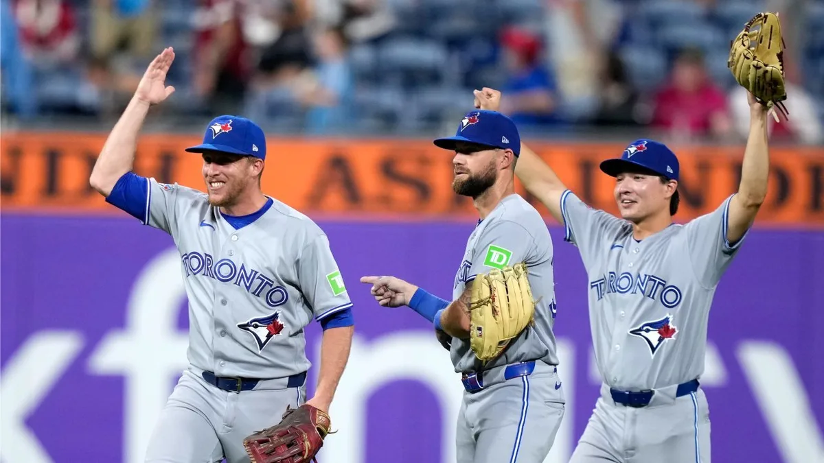 Blue Jays playoff odds rising as they navigate through tough schedule