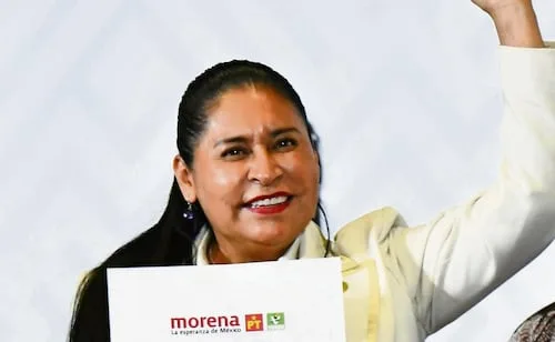 "No lo pueden dejar vivo, lo quieren acabado"; Ana Lilia Rivera acusa campaña contra AMLO tras retiro de visa de Andy