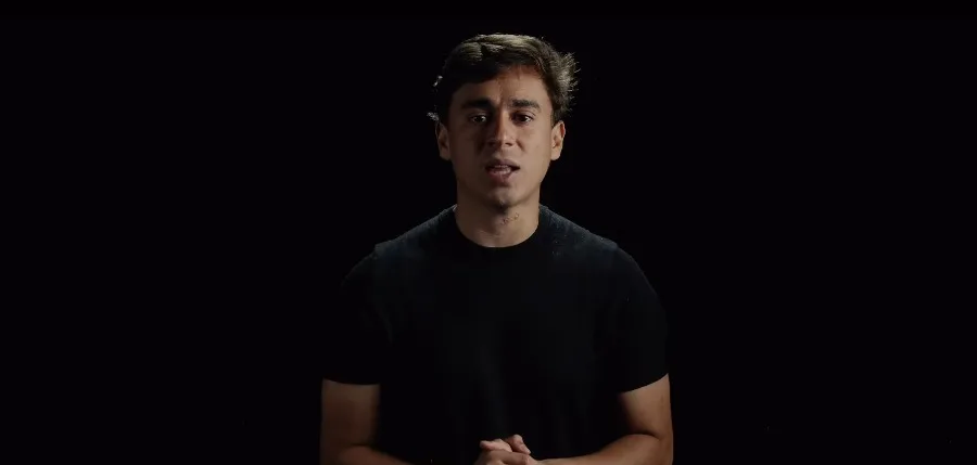 Nikolas Ferreira ataca Lulinha e apresenta dossiê; veja
