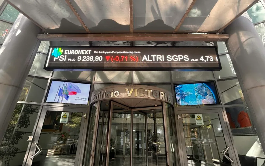 Bolsas europeias em rota ascendente. PSI avança ajudado pela subida da Mota-Engil