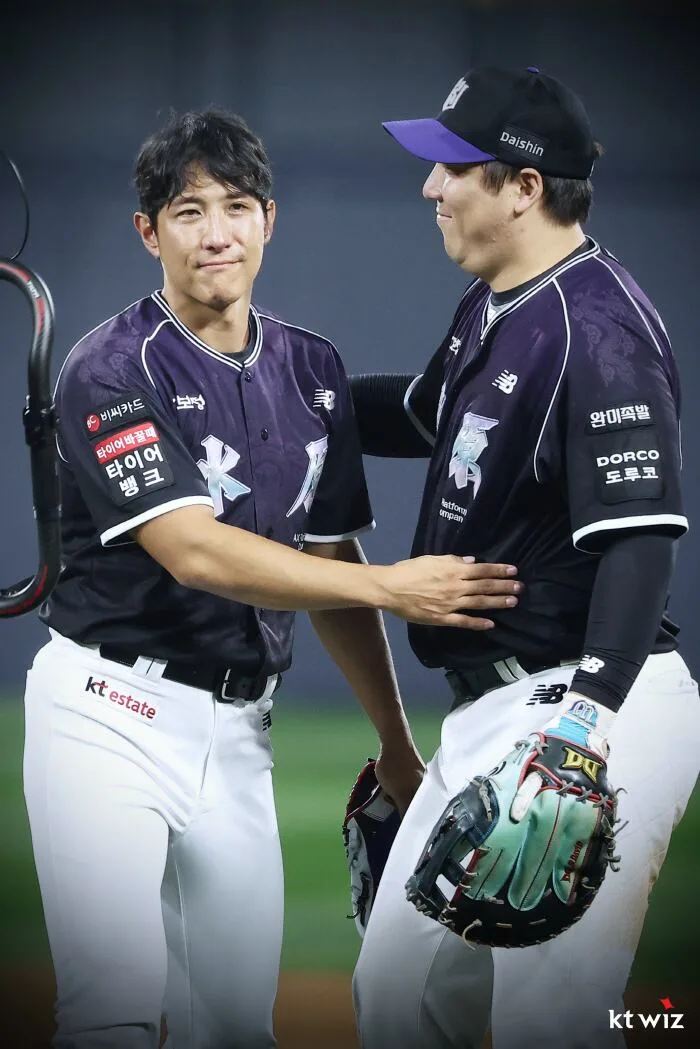 '은퇴식' 당일 대타로 나온다고? "3점차 나면 낸다" 호언장담 헛말 아니었네…황재균, 울컥했던 2201번째 인사 [수원현장]