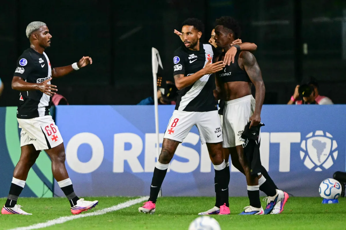 Vasco x Olimpia: veja prováveis escalações e onde assistir ao duelo pela Sul-Americana