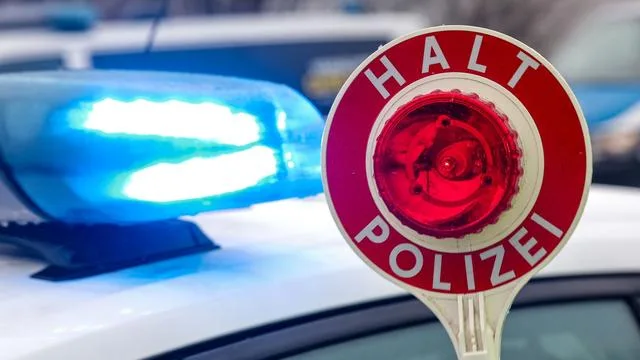 Verkehr: Autofahrer flieht vor Kontrolle auf A2