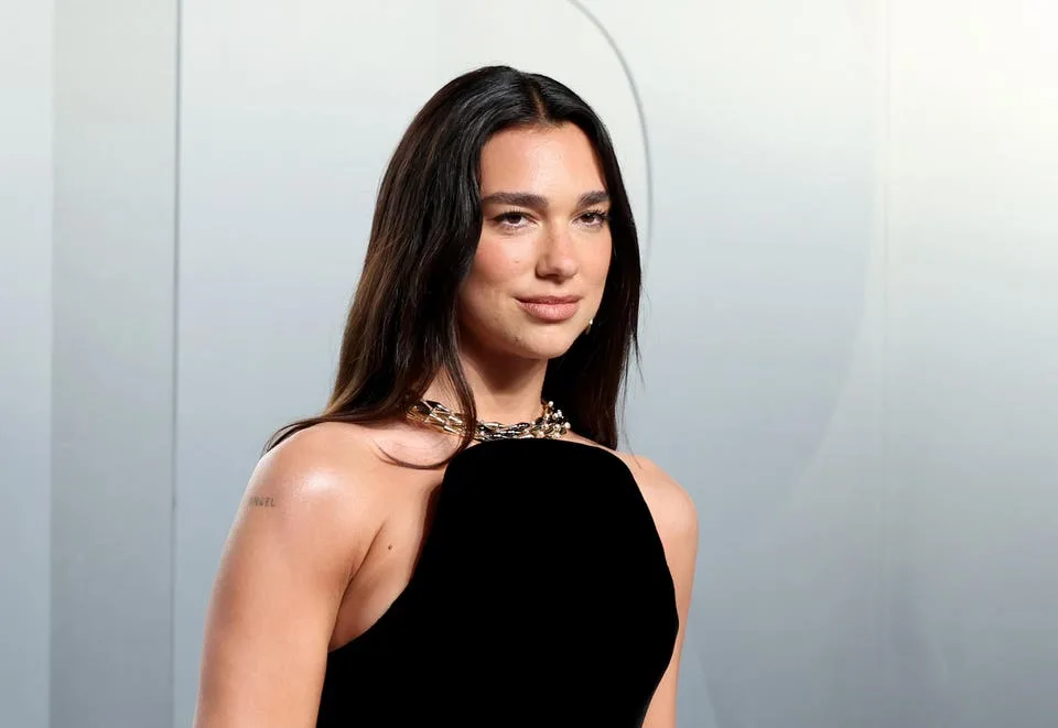 Dua Lipa’s Years-Old Single Brings The Singer To One Chart For The First Time