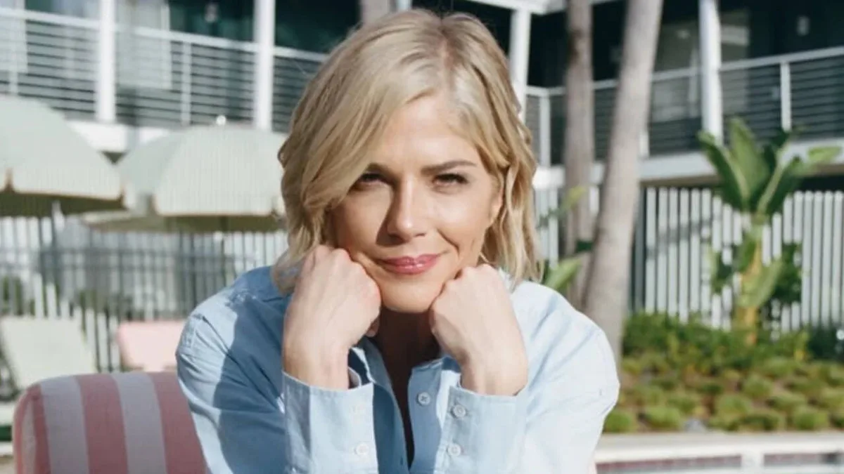 Selma Blair’s rep issues a statement about her arrest at JFK last week