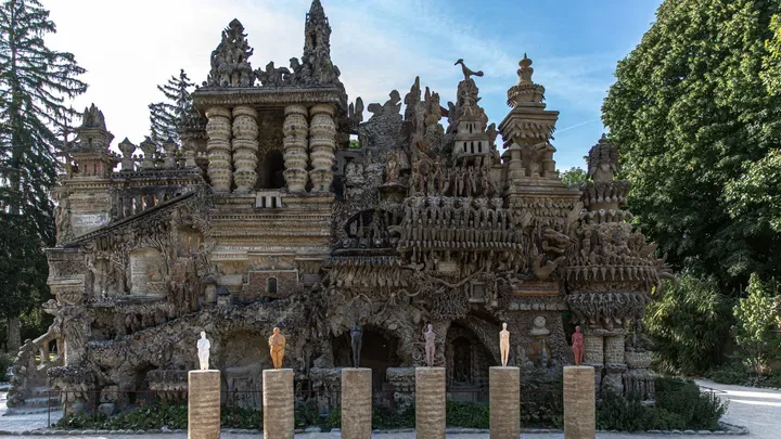 Maisons d’artiste : pour une histoire de l’art au présent 4/5 : Palais Idéal du Facteur Cheval : conversation avec l'artiste Prune Nourry