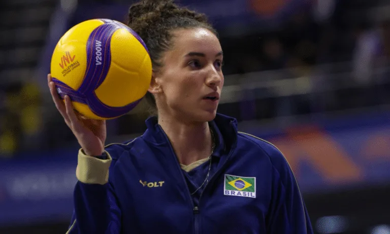 Isabelle Haak faz 42 pontos, mas Itália elimina Suécia e vai à semifinal