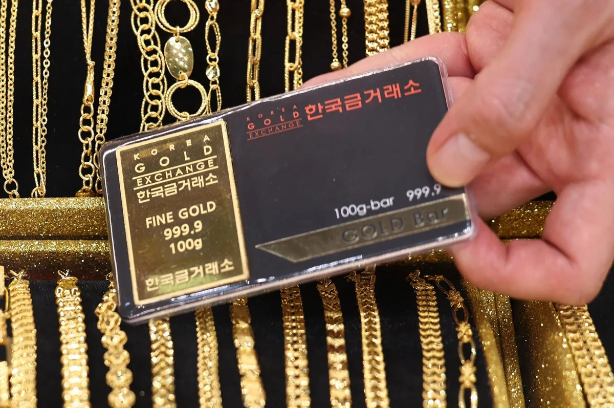 금값 한 달 새 11.9% 반등…개미들 4개월 만에 순매수 전환