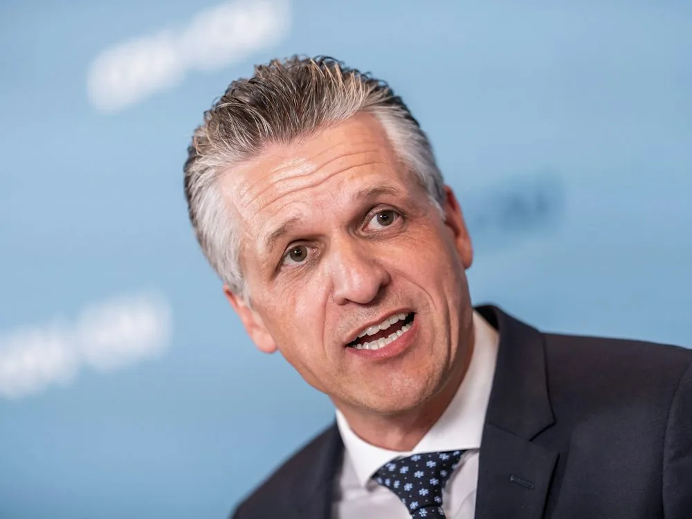 Newsblog zur Bundespolitik: Frei und Hubig: Bundeszwang gegen eine AfD-Landesregierung möglich