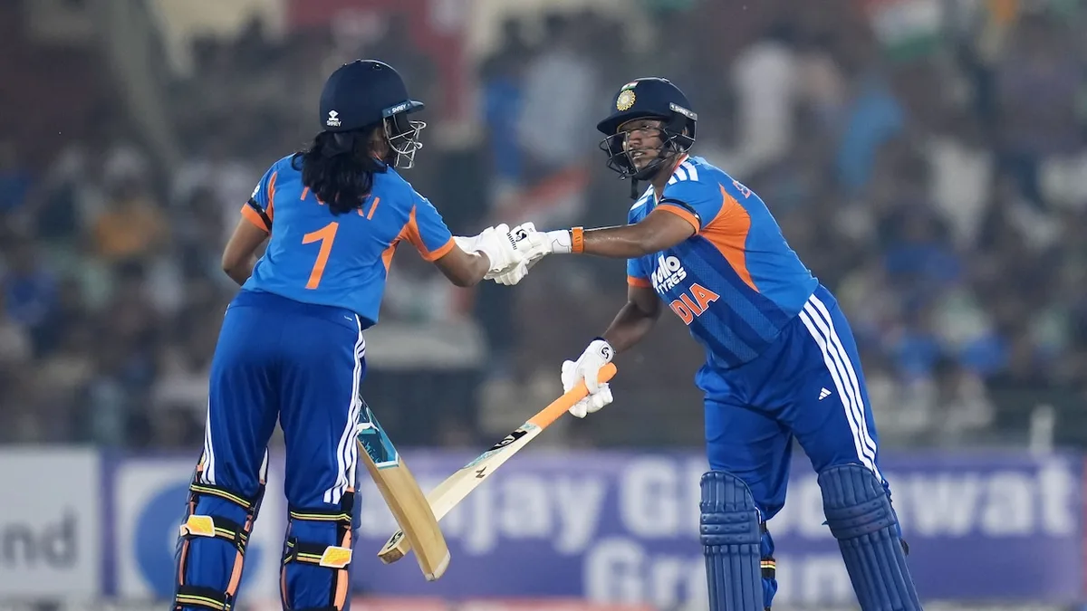 Smriti Mandhana's Captaincy Era Begins With Win Despite Batting Scare vs Zimbabwe