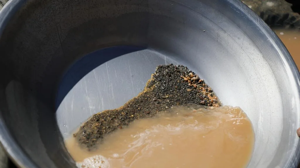 Soudan : l'effondrement d'une mine d'or artisanale fait plus de 60 victimes