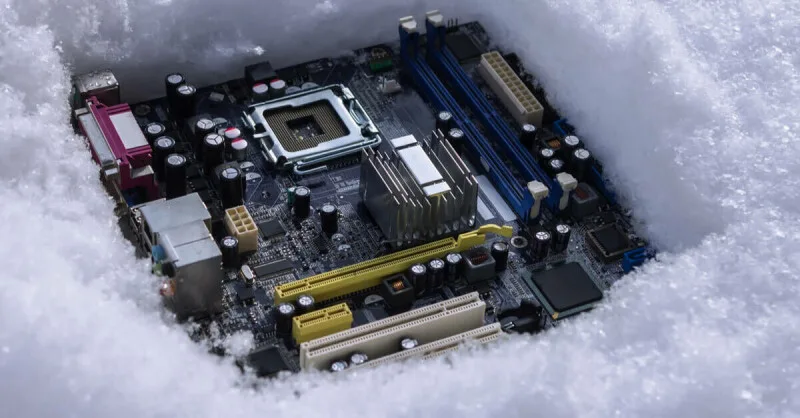 German-Japanese researchers invent electricity-free tech that could cool datacenters