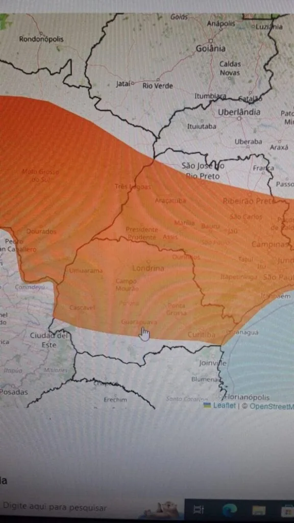 Ventos de 124,9 km/h causam destruição no Paraná que tem alerta para temporais severos