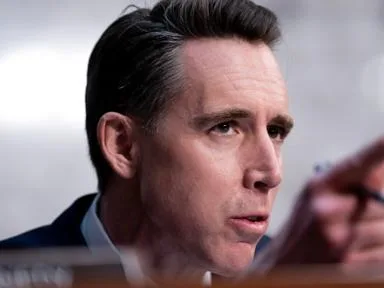 Senators from both parties question OpenAI on breach of AI startup Hugging Face