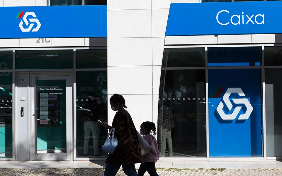 CGD paga 50 euros por novo cliente até um 1.000 euros a clientes que levem novos para o banco