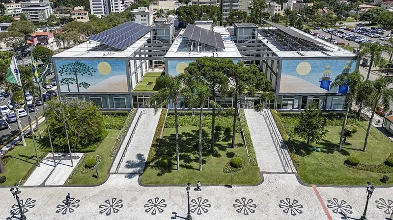 Prefeitura de Curitiba anuncia concurso com 348 vagas de nível médio e superior