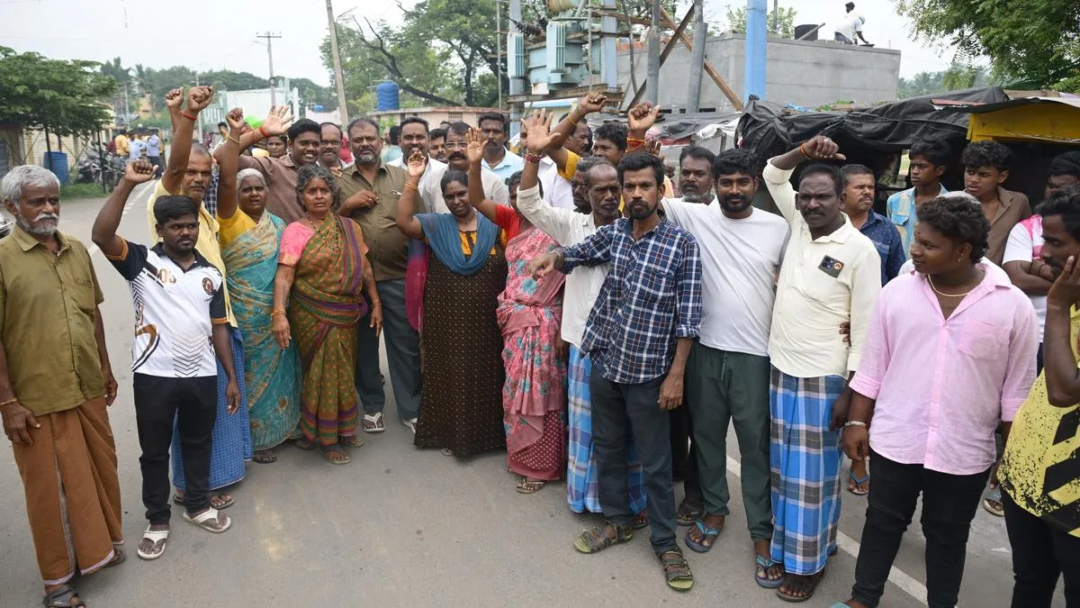 Residents protest against construction of pumping station in Salem