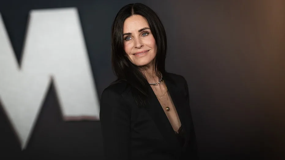Courteney Cox shows off beach body in black bikini during recent trip to Hawaii