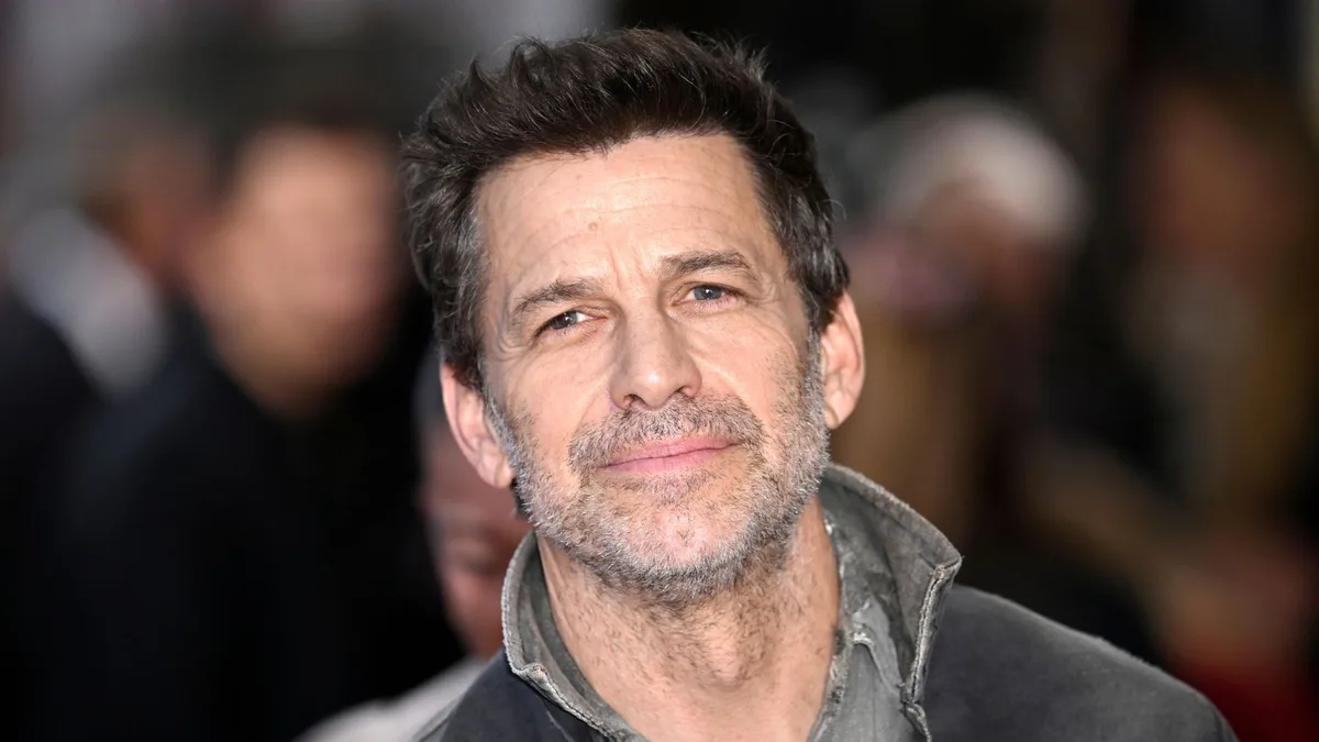 Zack Snyder rebate acusações de ser fascista: ‘Fiz o filme mais gay de todos os tempos’