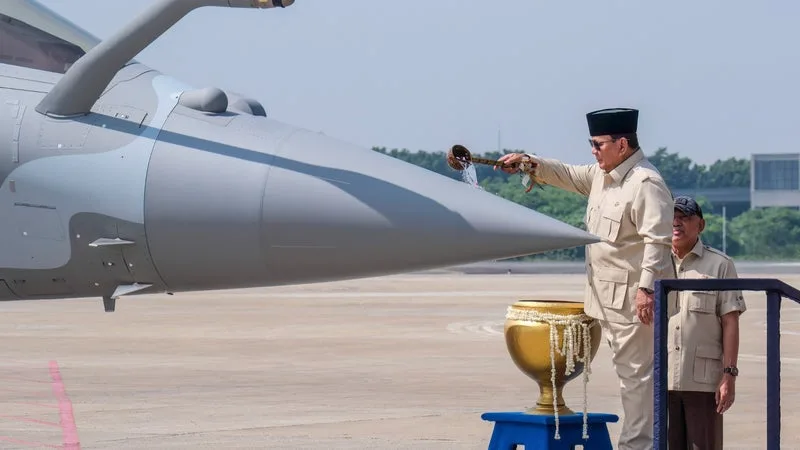 Acquis auprès de l'Italie, l'Indonésie reçoit son tout premier porte-avions
