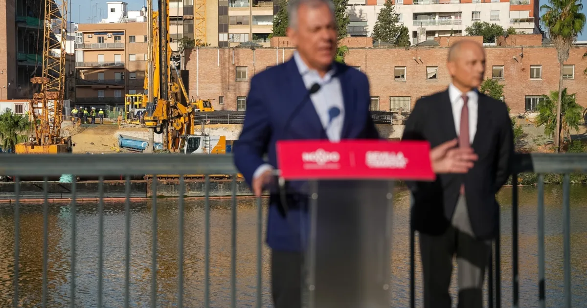 "Un puente para turistas VIP": la polémica pasarela de más de 10 millones que conectará un hotel de lujo con el casco histórico de Sevilla