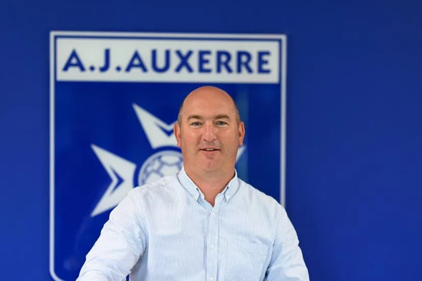 Après le maintien et la tempête de la saison dernière, le calme est revenu à la tête d'Auxerre : « Tout se passe bien en interne »