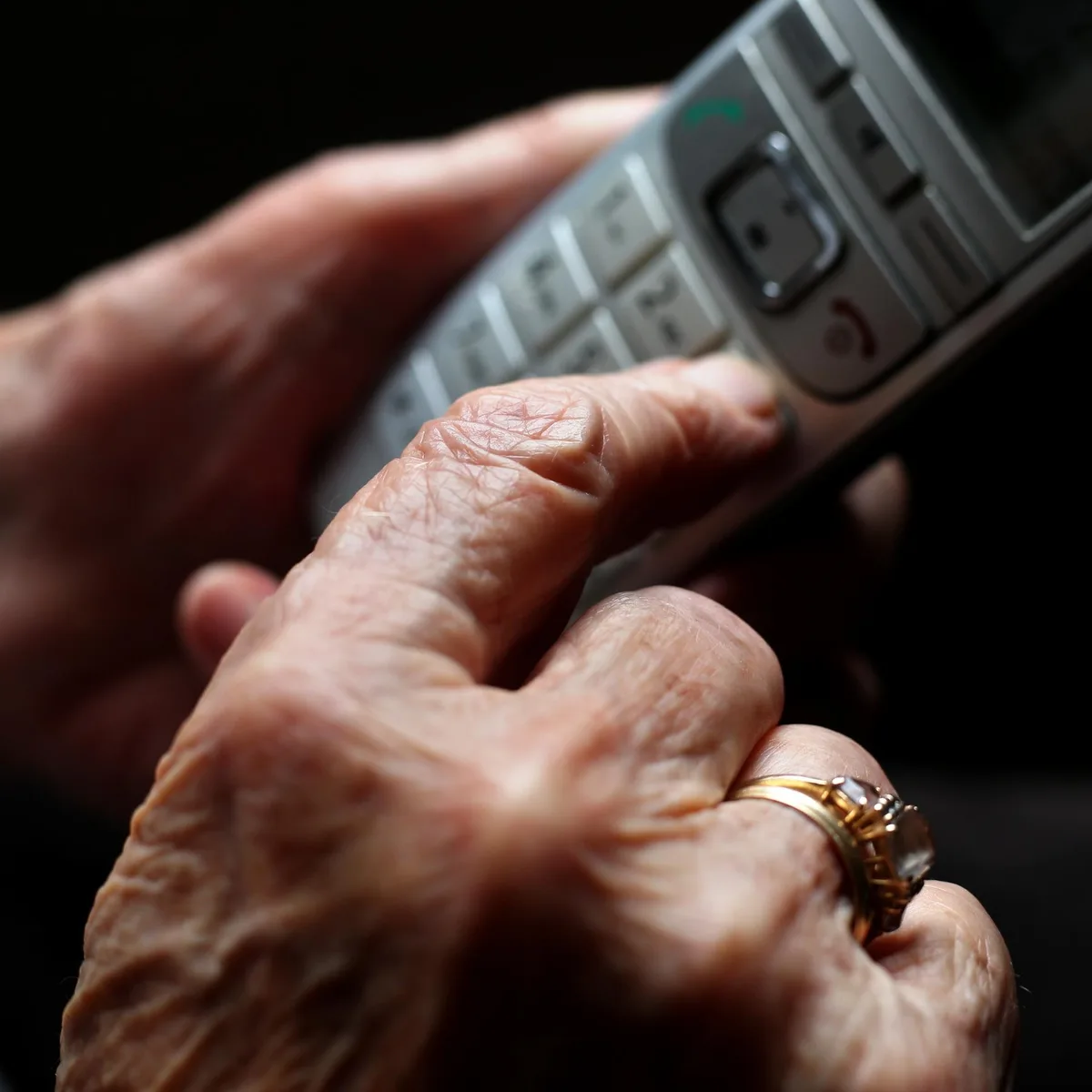 Umfrage - Festnetz-Telefone werden immer seltener genutzt