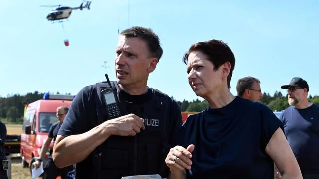 Waldbrände: Ministerin Gorißen: Müssen aus den Waldbränden lernen
