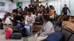 Software glitch caused travel chaos, says air traffic control body