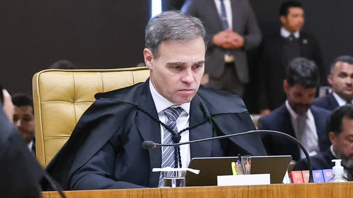 Mendonça deixa sociedade no Instituto Iter após Fórum revelar mais de R$ 10 milhões em contratos sem licitação