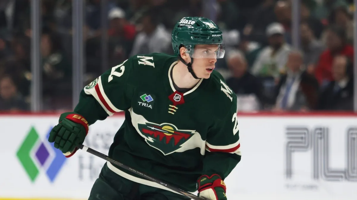 Who says no to this hypothetical Larkin trade package, Wings or Wild?