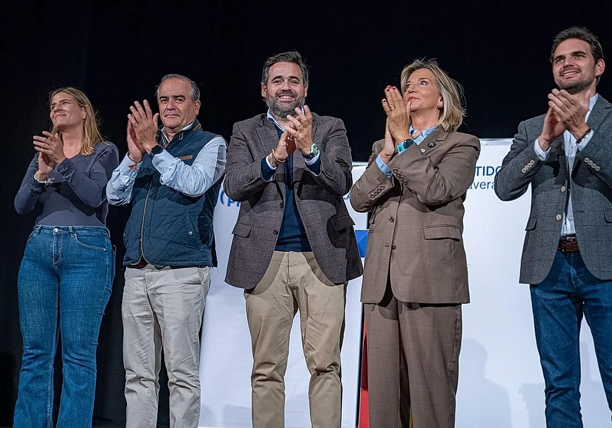 Núñez pregunta a Page «en qué versión está hoy»: «¿En la que amenaza y sale corriendo?»