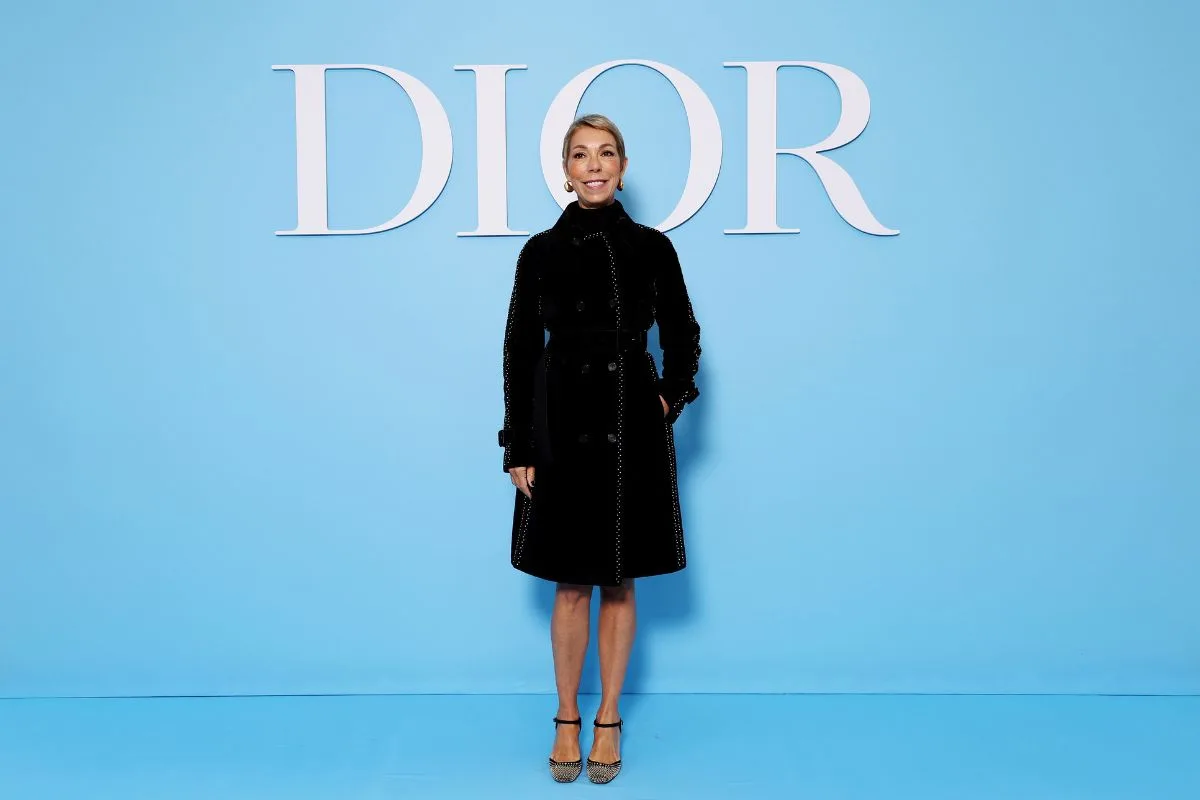Diretora de RP da Dior morre em acidente de carro na França