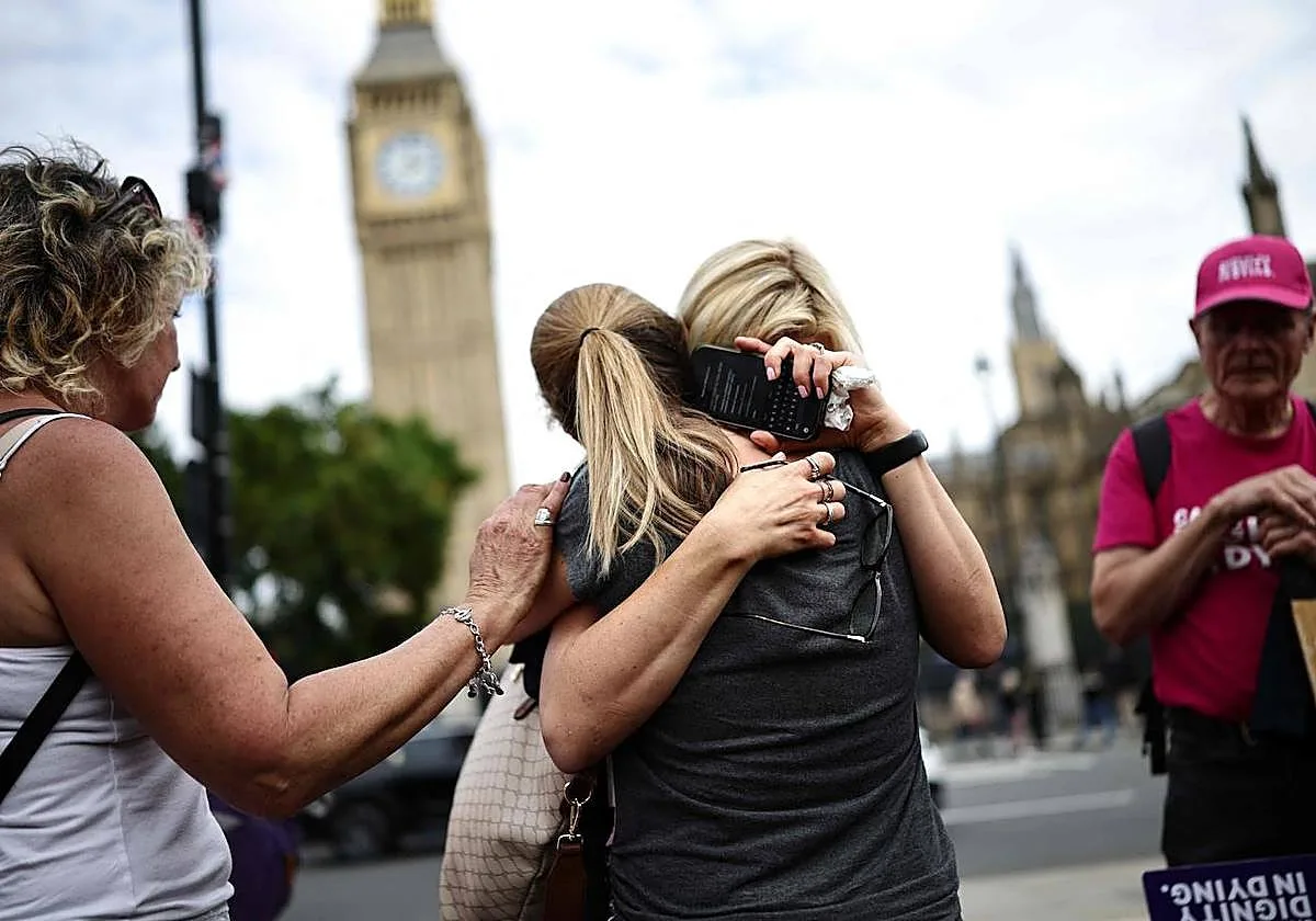 El Parlamento británico rechaza con una votación ajustada legalizar la muerte asistida