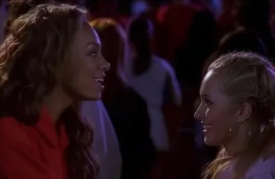 “A luz te envolve agora”: Solange relembra amizade com Hayden Panettiere após falecimento da atriz
