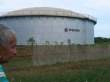 US oil giant Chevron confirms it will expand operations in Venezuela