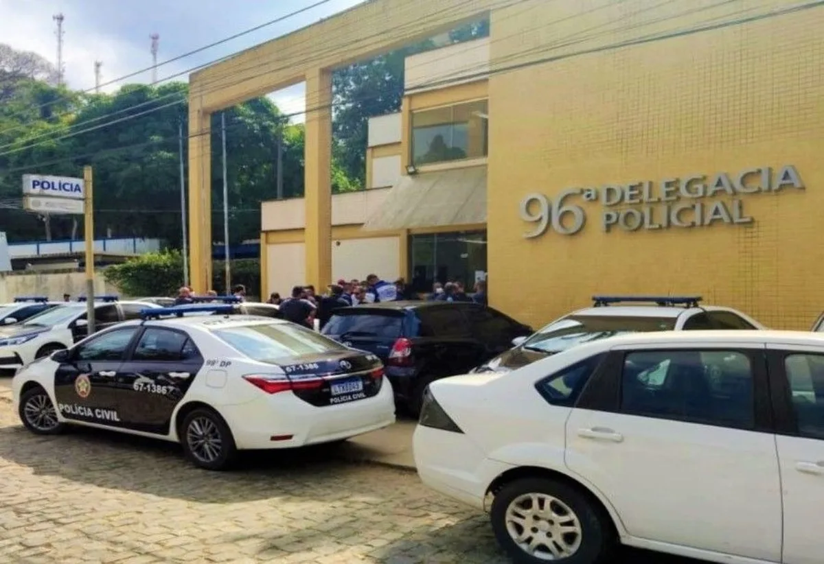 Polícia prende homem por invadir casa de ex-companheira em Paty do Alferes