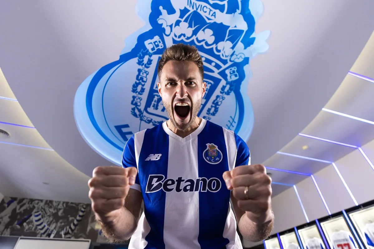 De Herrera a Santiago Giménez: Porto, el club europeo con más mexicanos